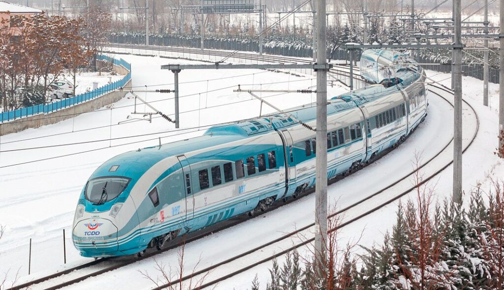 Yüksek Hızlı Tren bilet fiyatlarına büyük zam!