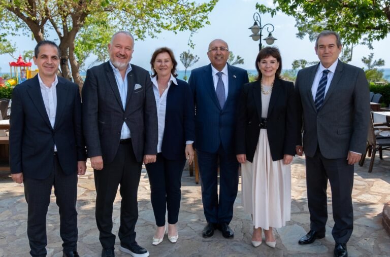 WTTC Başkanı Julia Simpson