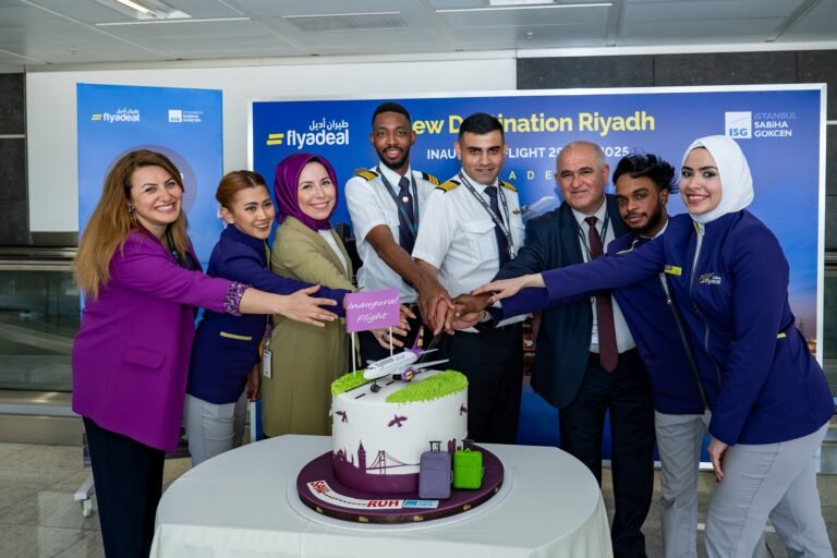 Flyadeal İstanbul ile Riyad'ı birbirine bağladı