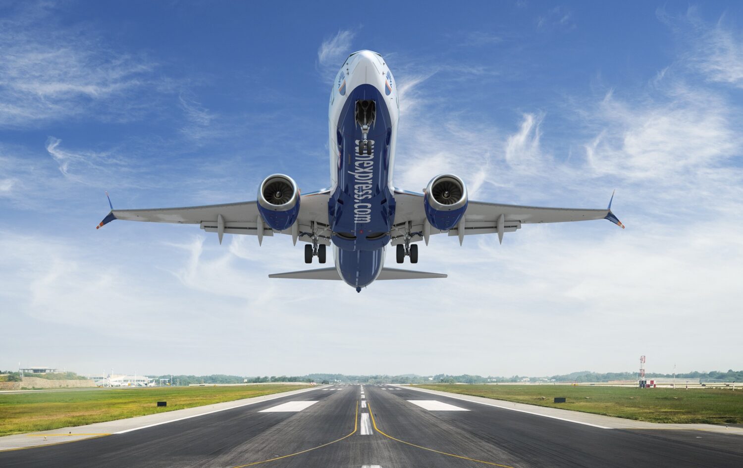 SunExpress Birleşik Krallık uçuşlarına 10 bin koltuk ekledi