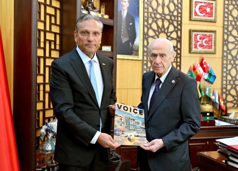 TÜRSAB Başkanı Bağlıkaya MHP'yi ziyaret etti