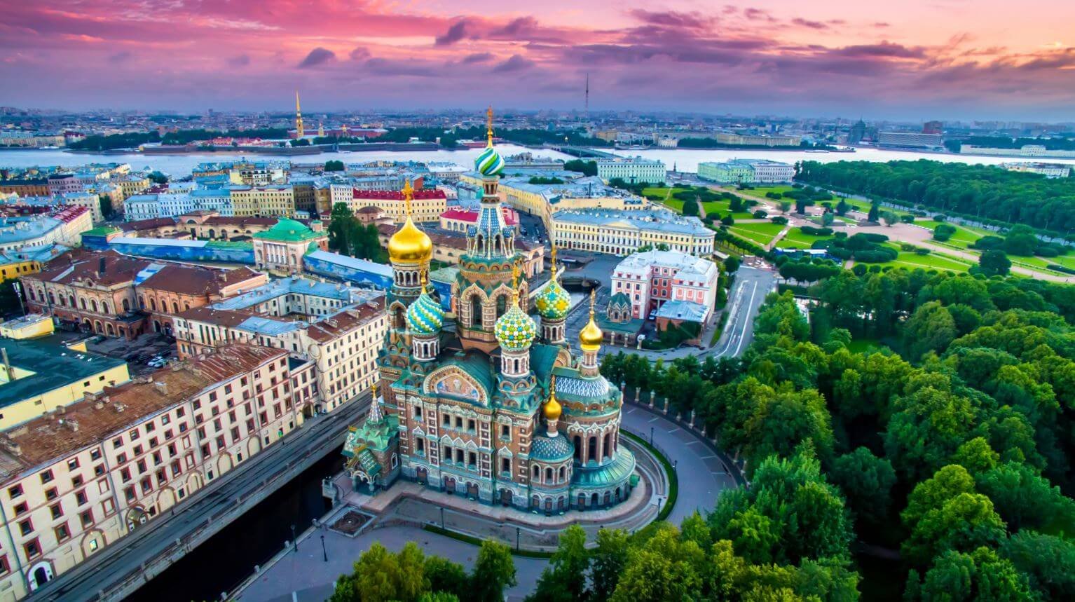 Türkiye’den St. Petersburg’a haftada 100 sefer!