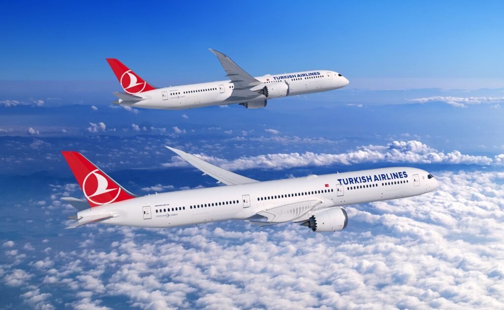 Türk Hava Yolları Boeing siparişi ile filosunu genişletiyor