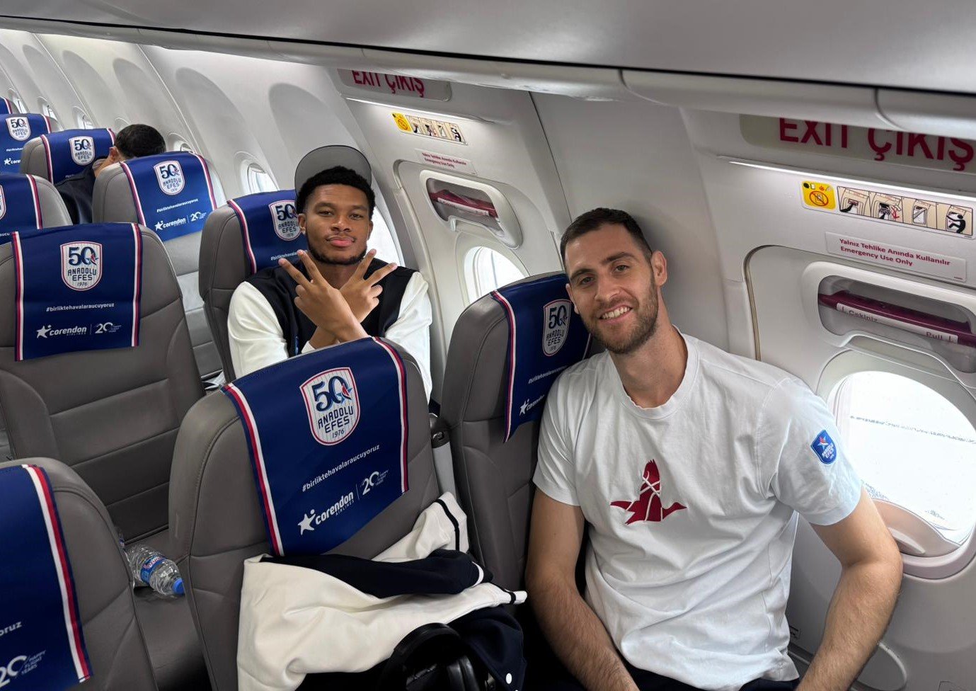 Anadolu Efes 50. yılında Corendon Airlines ile uçtu