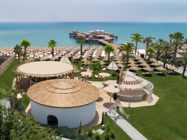 Sonbahar güneşinin tadını Titanic Hotels'de çıkarın