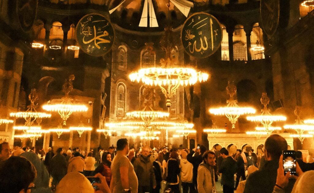 Bakan Ersoy: Ayasofya’da özgün yapı korunuyor