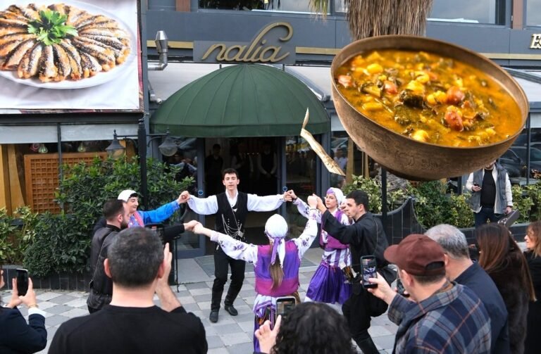 Karalahana çorbası uzun yaşam etkinliğine büyük ilgi