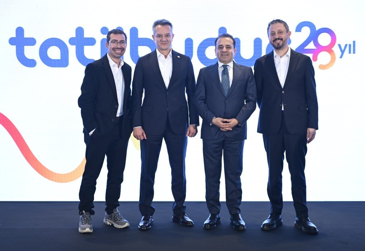 TatilBudur yenilenerek güçlenmeye devam ediyor