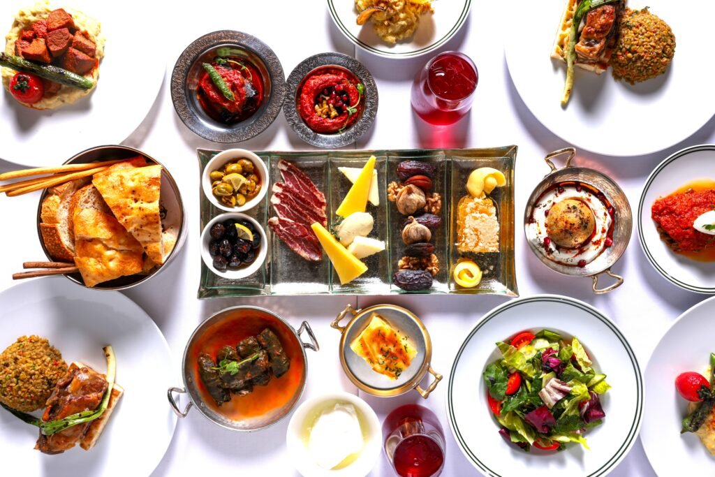 Liman Ramazan ayını Boğaz manzarasında karşılıyor 