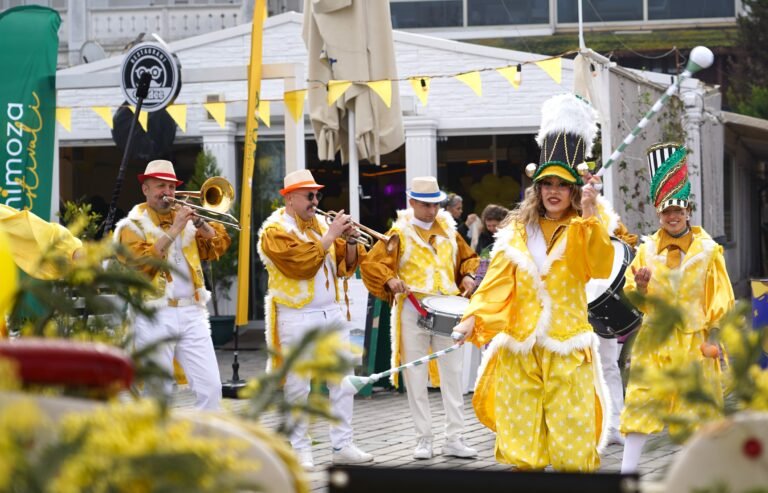 Adalar’da Mimoza Festivali heyecanı başladı