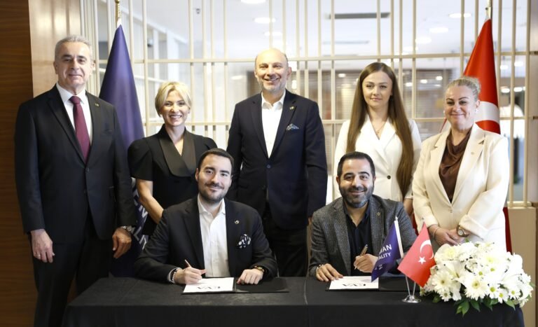 Eva Managed by Dedeman Bitlis için imzalar atıldı