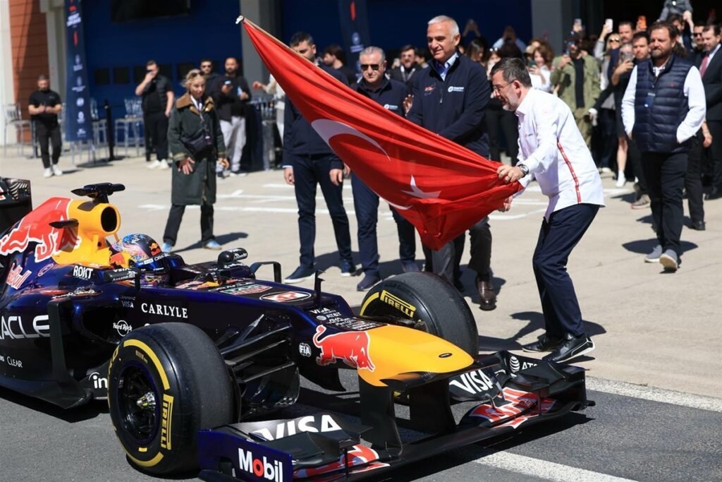 Formula 1 ile Türkiye adrenalin merkezi olacak