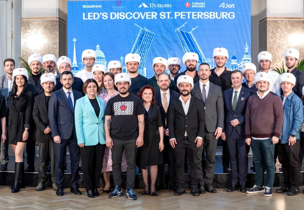 Türk tur operatörleri St. Petersburg’a çıkarma yaptı