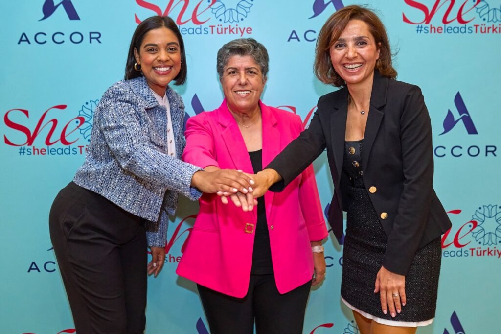 Accor #sheleadsTürkiye ile yeni nesil liderleri destekliyor 