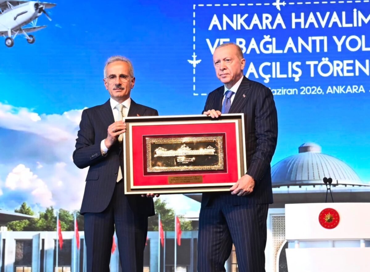 Ankara Havalimanı ve bağlantı yolları hizmete açıldı