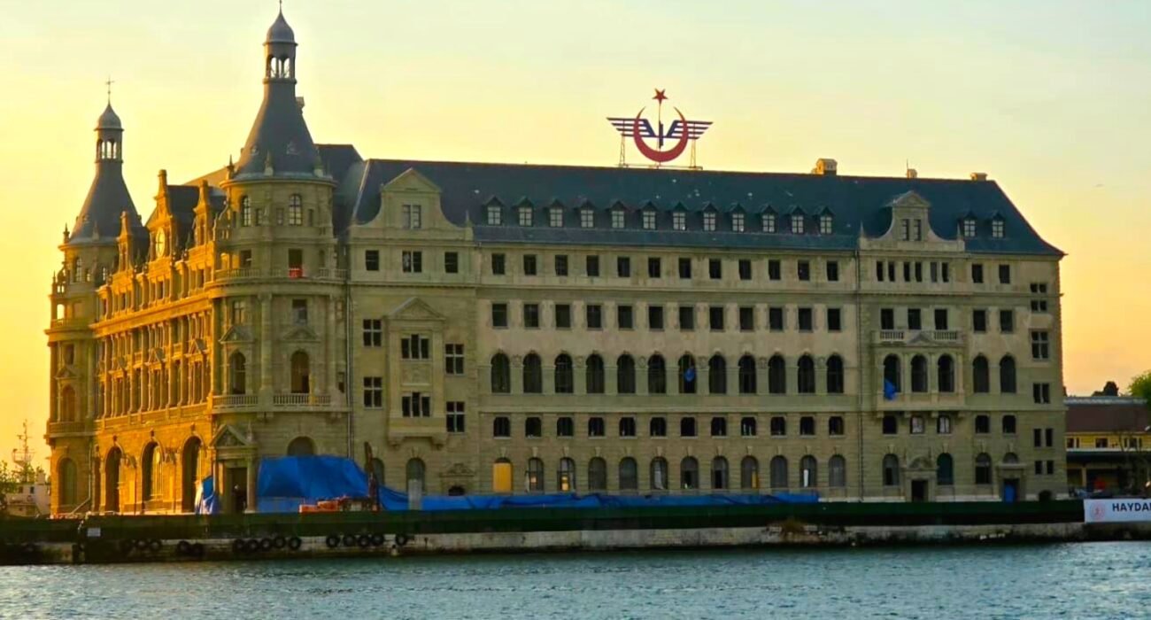 Haydarpaşa Garı eski ihtişamına adım adım kavuşuyor
