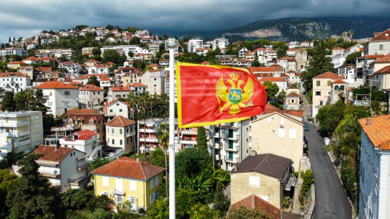 Türklerin gözde ülkesi Karadağ vize şartı getiriyor