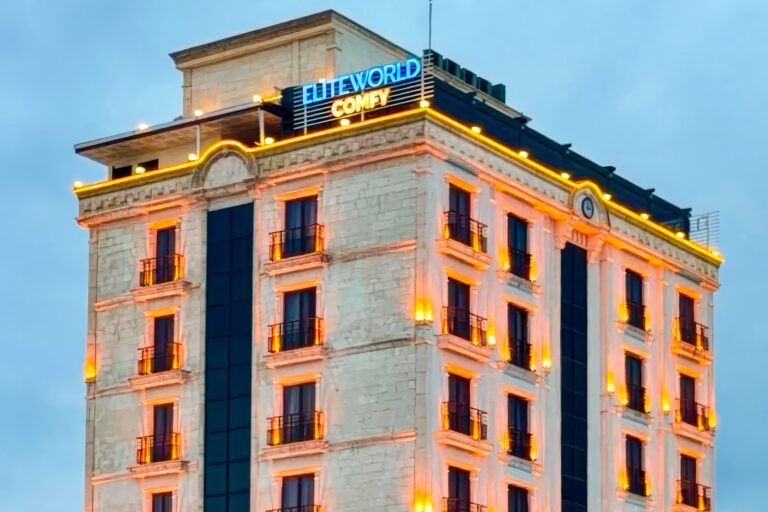 Elite World Comfy Midyat misafirlerini ağırlamaya başladı