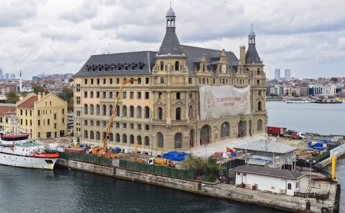 Haydarpaşa Gar binasının temellerinde büyük kayıp