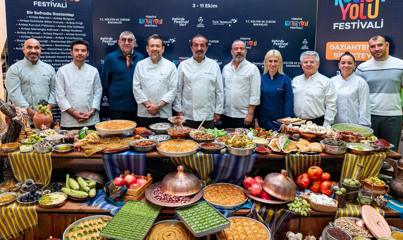 12 şef GastroAntep Festivali'nde lezzet turuna çıktı